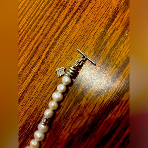 SILPADA 925 Sterling Silver Pearl Hammered Toggle Charm Bracelet B1439 - Picture 3 of 5